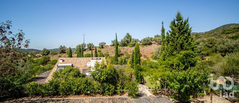 Moradia T3 em Sesimbra (Castelo) de 178 m²