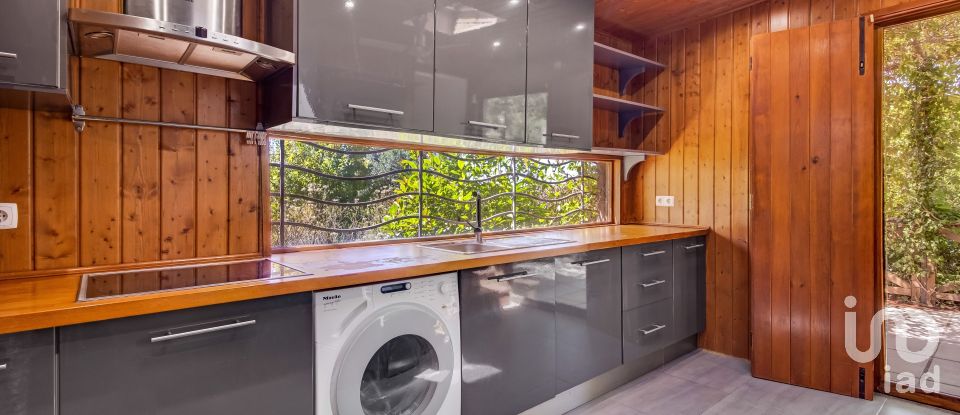 Moradia T3 em Sesimbra (Castelo) de 178 m²