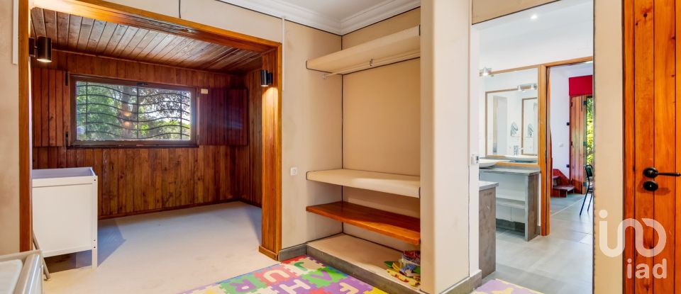 Moradia T3 em Sesimbra (Castelo) de 178 m²