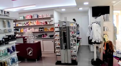 Boutique/Local commercial à Espinho de 65 m²