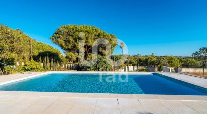 Maison traditionnelle T5 à Almancil de 467 m²