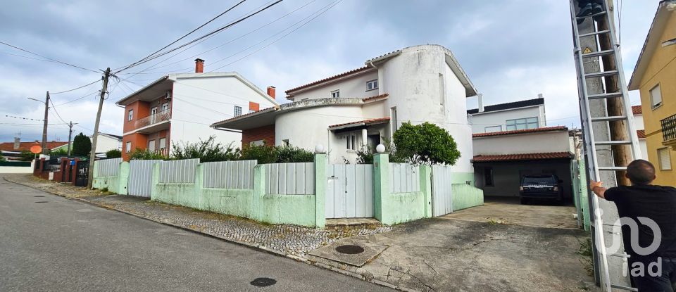 Lodge T5 in Leiria, Pousos, Barreira e Cortes of 500 m²