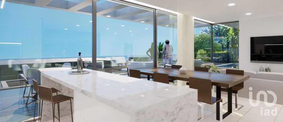 House T3 in Calheta of 201 m²