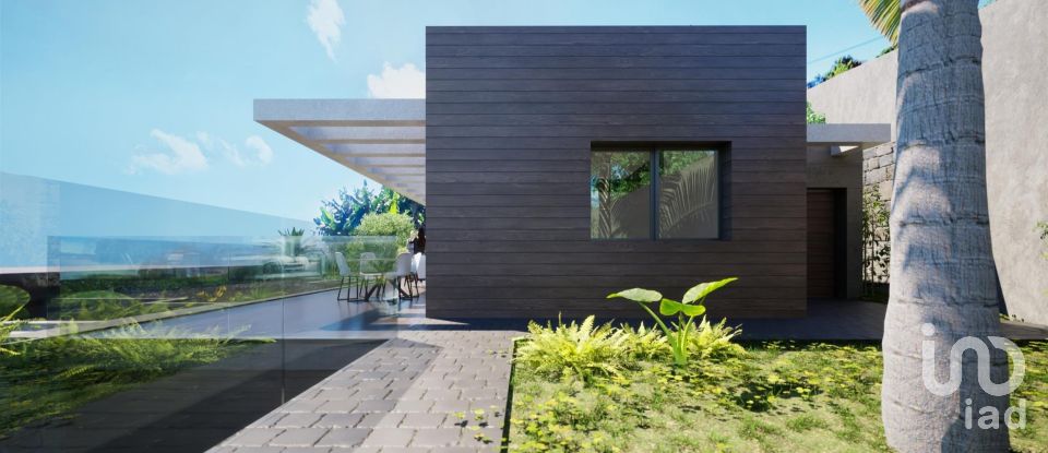 House T3 in Calheta of 201 m²