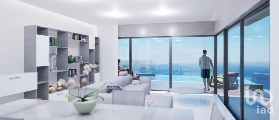 House T3 in Calheta of 201 m²