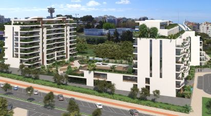 Terrain à Faro (Sé e São Pedro) de 4 120 m²