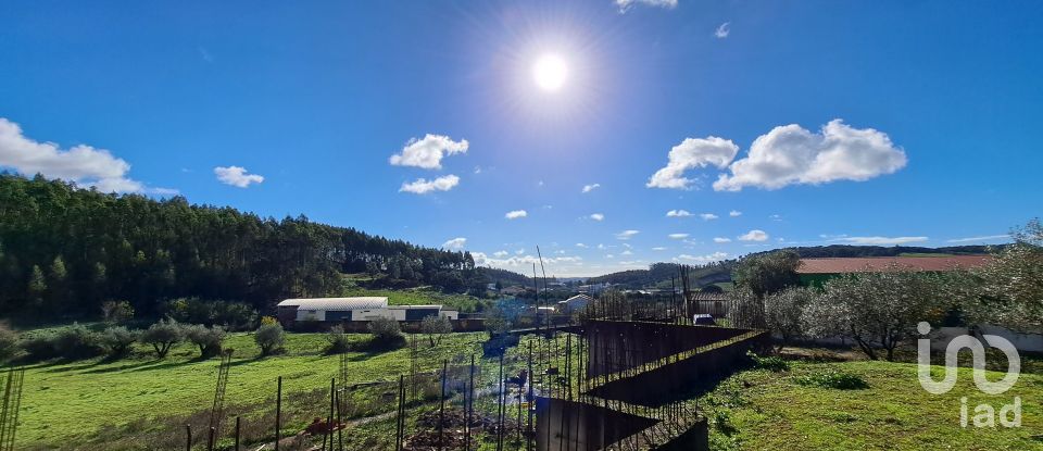 Terrain à Rio Maior de 4 500 m²