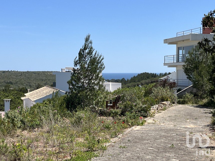 Terreno urbano em Budens de 500 m²