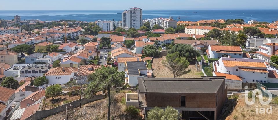 Moradia T6 em Cascais e Estoril de 696 m²