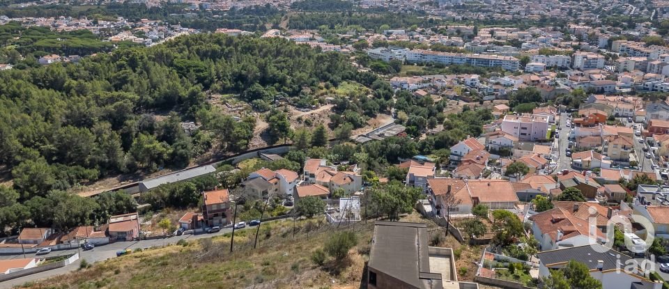 Moradia T6 em Cascais e Estoril de 696 m²