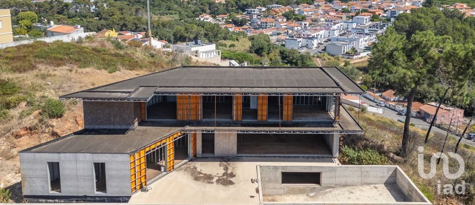Moradia T6 em Cascais e Estoril de 696 m²