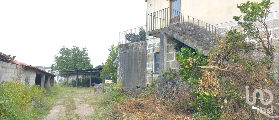 Moradia T3 em Barcelos, Vila Boa e Vila Frescainha (São Martinho e São Pedro) de 416 m²