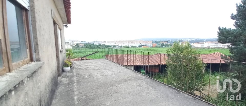 Moradia T3 em Barcelos, Vila Boa e Vila Frescainha (São Martinho e São Pedro) de 416 m²