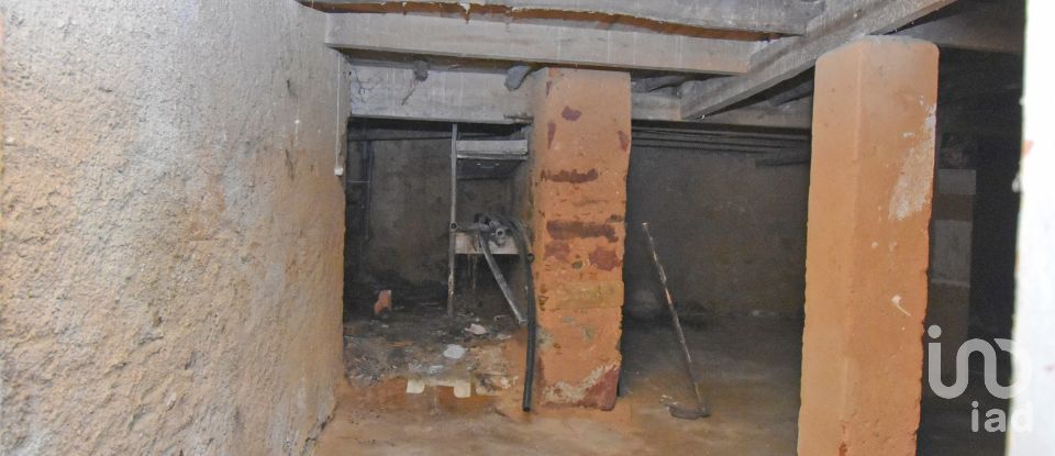 Maison traditionnelle T3 à Miranda do Corvo de 111 m²