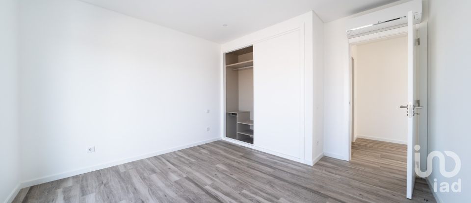 Moradia T3 em Atouguia da Baleia de 130 m²