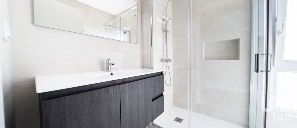 Moradia T3 em Atouguia da Baleia de 130 m²