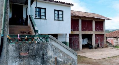 Maison rustique T3 à Arco de Baúlhe e Vila Nune de 431 m²