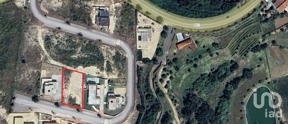 Land in Refojos de Basto, Outeiro e Painzela of 905 m²