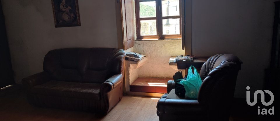 Moradia T5 em Barcos e Santa Leocádia de 179 m²