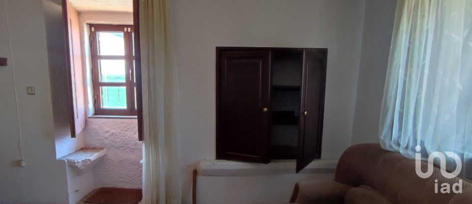 Moradia T5 em Barcos e Santa Leocádia de 179 m²