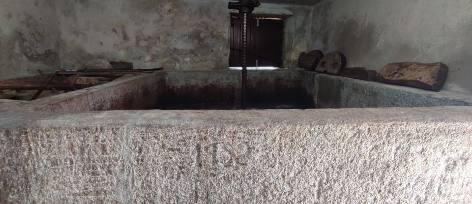 Moradia T5 em Barcos e Santa Leocádia de 179 m²