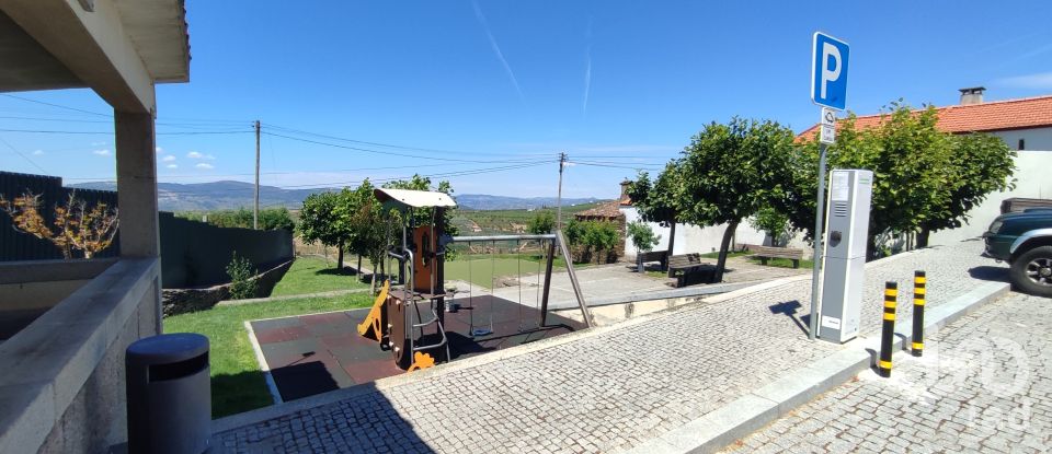 Moradia T5 em Barcos e Santa Leocádia de 179 m²