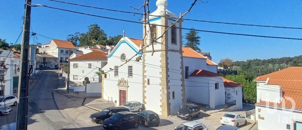 Moradia T2 em Alenquer (Santo Estêvão e Triana) de 84 m²