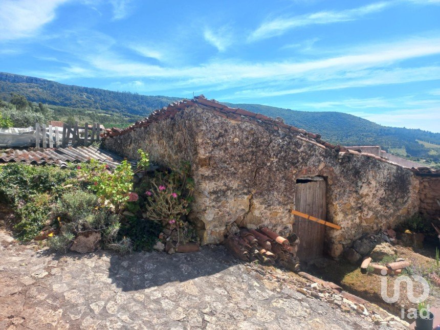 Armazém T0 em Lamas e Cercal de 80 m²