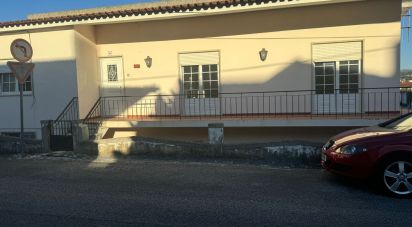 Maison T4 à Aljubarrota de 280 m²