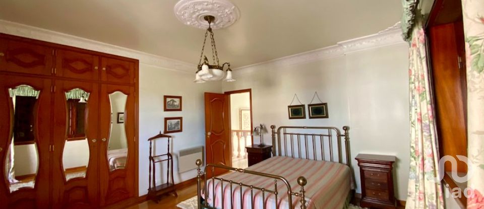 House T4 in Sintra (Santa Maria e São Miguel, São Martinho e São Pedro de Penaferrim) of 200 m²