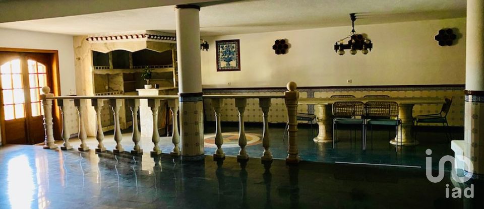 House T4 in Sintra (Santa Maria e São Miguel, São Martinho e São Pedro de Penaferrim) of 200 m²