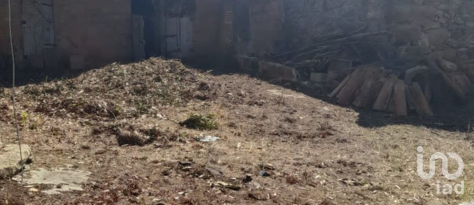 Maison de village T2 à Bárrio de 305 m²