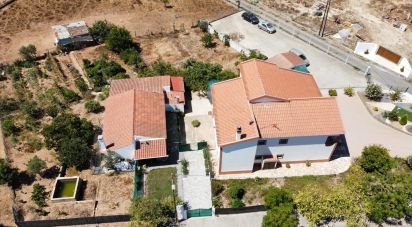 Maison T5 à Ourique de 262 m²