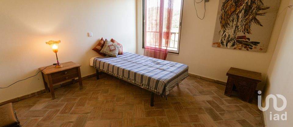 Terrain à Mexilhoeira Grande de 105 480 m²