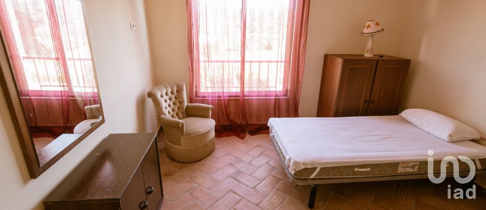 Terrain à Mexilhoeira Grande de 105 480 m²