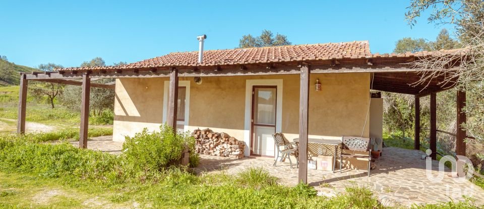 Terrain à Mexilhoeira Grande de 105 480 m²