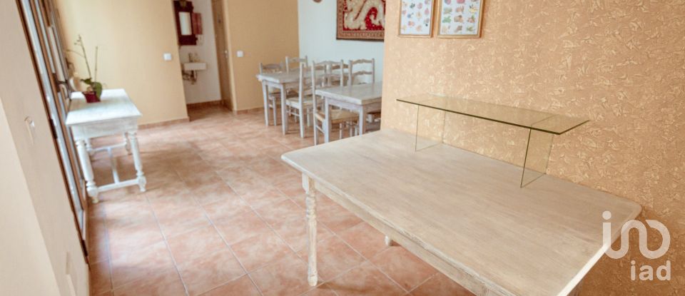 Maison T9 à Alvor de 303 m²