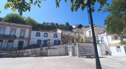 Maison T0 à Alenquer (Santo Estêvão e Triana) de 208 m²