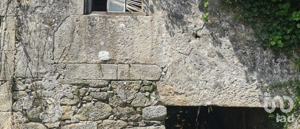 House T3 in Covas of 421 m²