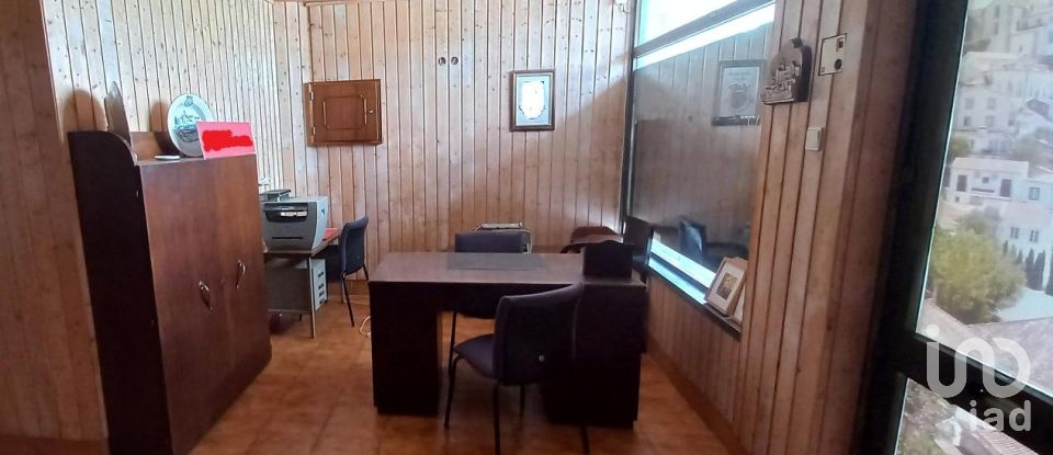 Shop / premises commercial in Alenquer (Santo Estêvão e Triana) of 125 m²