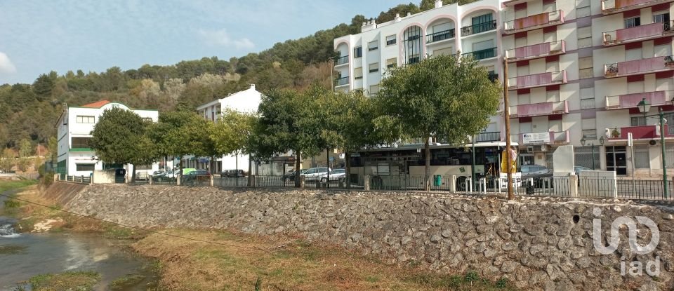 Shop / premises commercial in Alenquer (Santo Estêvão e Triana) of 125 m²