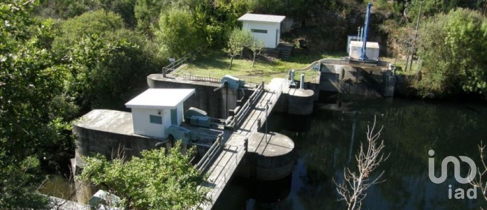 Land in Covas of 700 m²