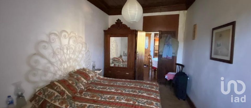 Maison T4 à Vila Nova do Ceira de 310 m²