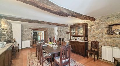 Bâtiment à Fradizela de 1 022 m²