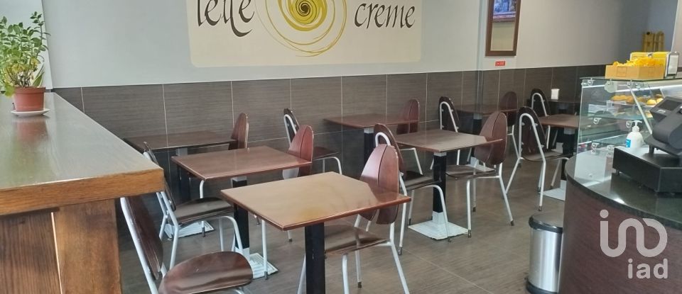 Boutique/Local commercial à Póvoa De Santo Adrião E Olival Basto de 122 m²