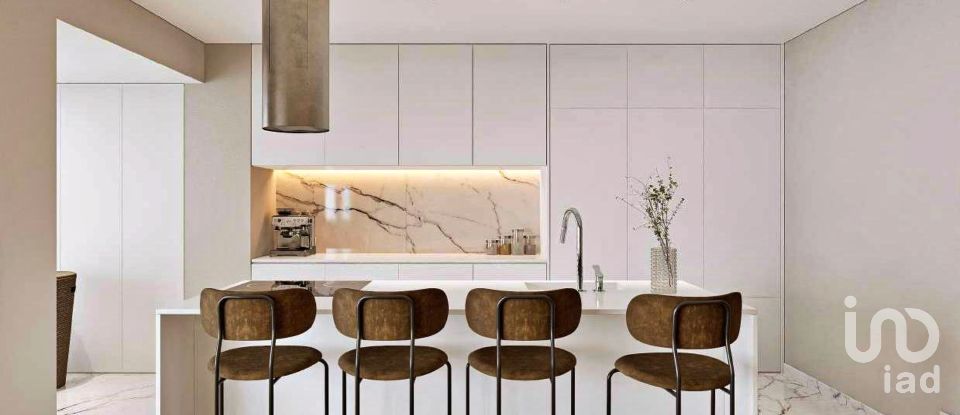 Lodge T3 in Fânzeres e São Pedro da Cova of 195 m²