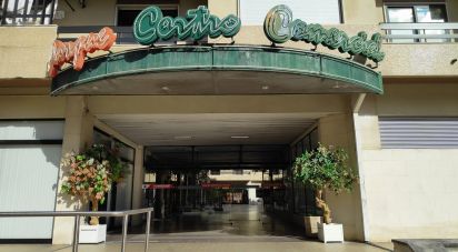 Boutique/Local commercial à Alverca do Ribatejo e Sobralinho de 50 m²