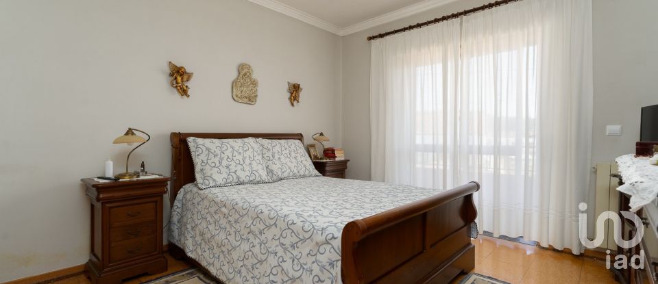 Farm T3 in São Pedro de Tomar of 335 m²