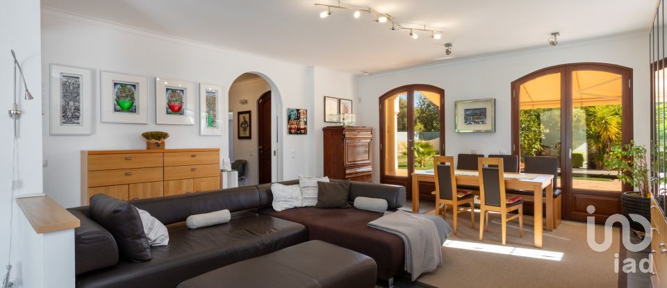 Moradia T4 em Loulé (São Clemente) de 270 m²