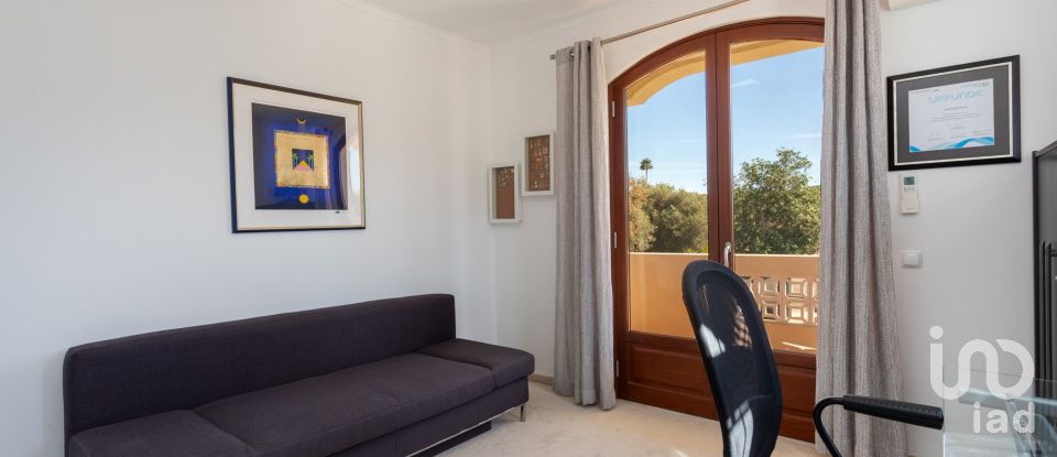 Moradia T4 em Loulé (São Clemente) de 270 m²